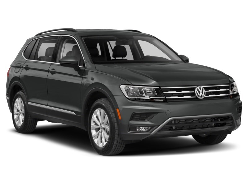 2018 Volkswagen Tiguan Comfortline Exterior Shot 9