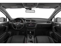 2018 Volkswagen Tiguan Comfortline Interior Shot 6