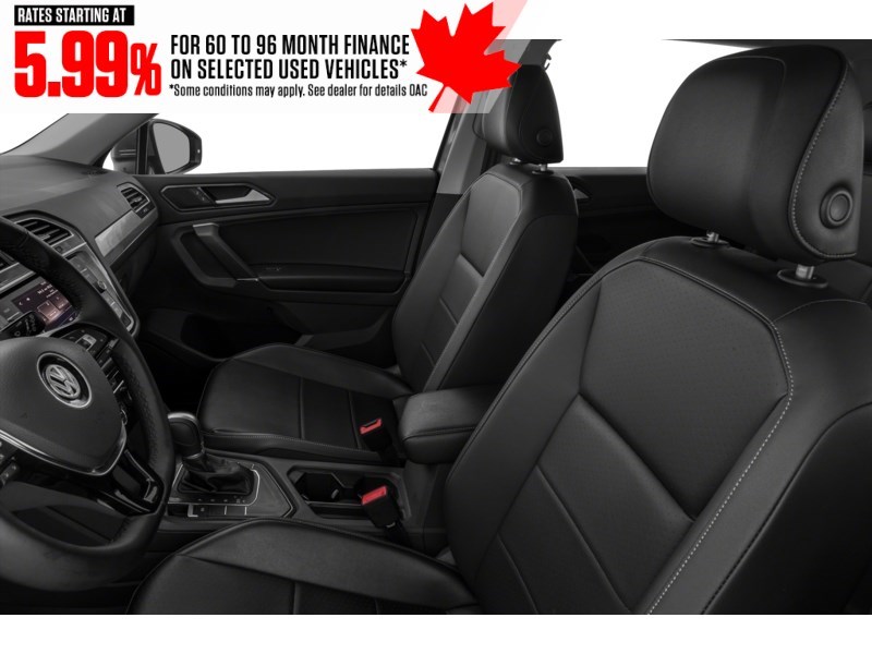 2021 Volkswagen Tiguan Comfortline 4MOTION Interior Shot 4