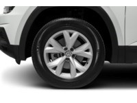 2018 Volkswagen Atlas Comfortline 3.6 FSI 4MOTION Exterior Shot 5