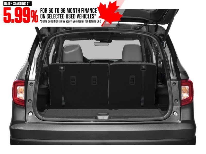 2021 Honda Pilot Touring 8-Passenger AWD Exterior Shot 4