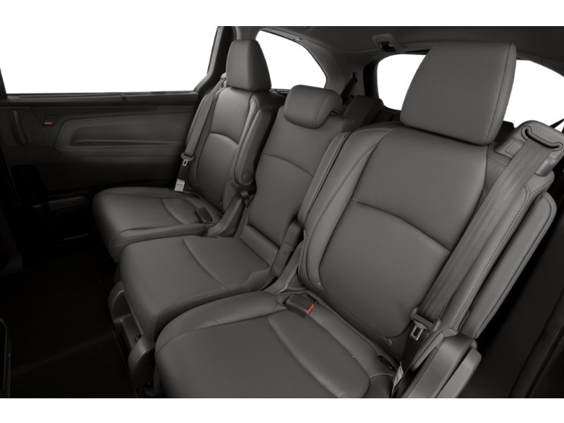2019 Honda Odyssey Touring Auto Interior Shot 5