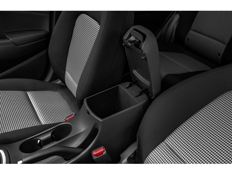 2020 Hyundai Kona 1.6T Trend AWD w/Two-Tone Roof Interior Shot 10