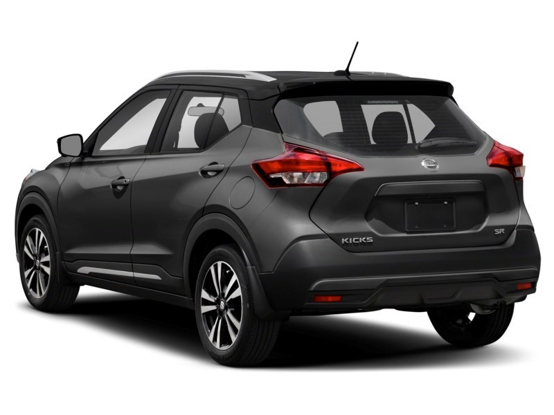 2020 Nissan Kicks SR FWD Exterior Shot 9