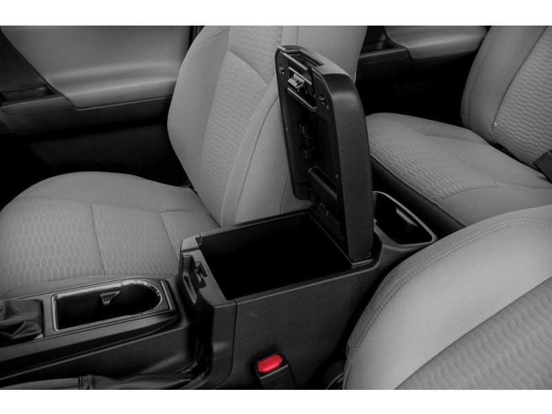 2019 Toyota Tacoma 4x4 Double Cab V6 Auto SR5 Interior Shot 7