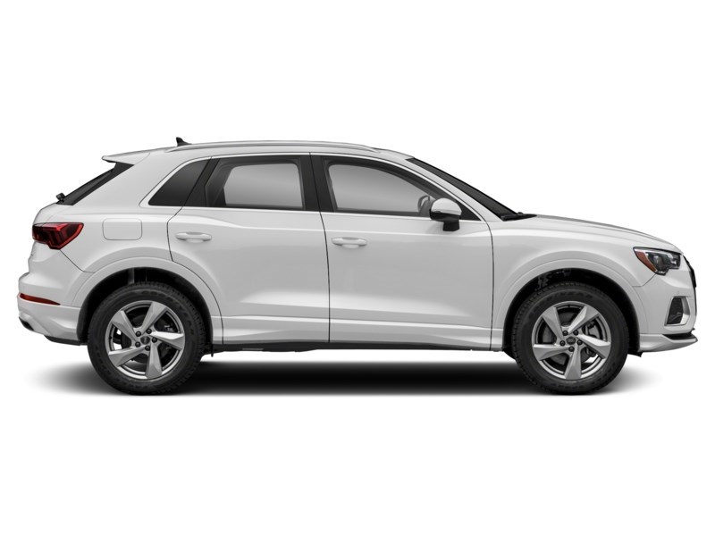 2019 Audi Q3 2.0 TFSI quattro Technik Tiptronic Exterior Shot 10