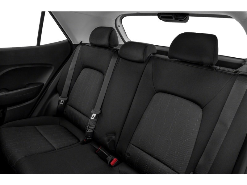 2022 Hyundai Venue Essential IVT w/Two-Tone Interior Shot 4