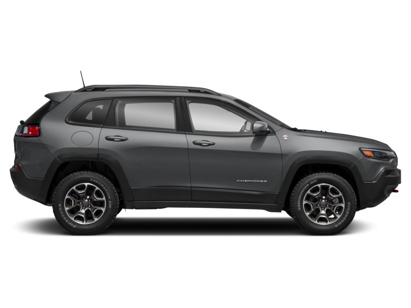 2019 Jeep Cherokee Trailhawk 4x4 Exterior Shot 10