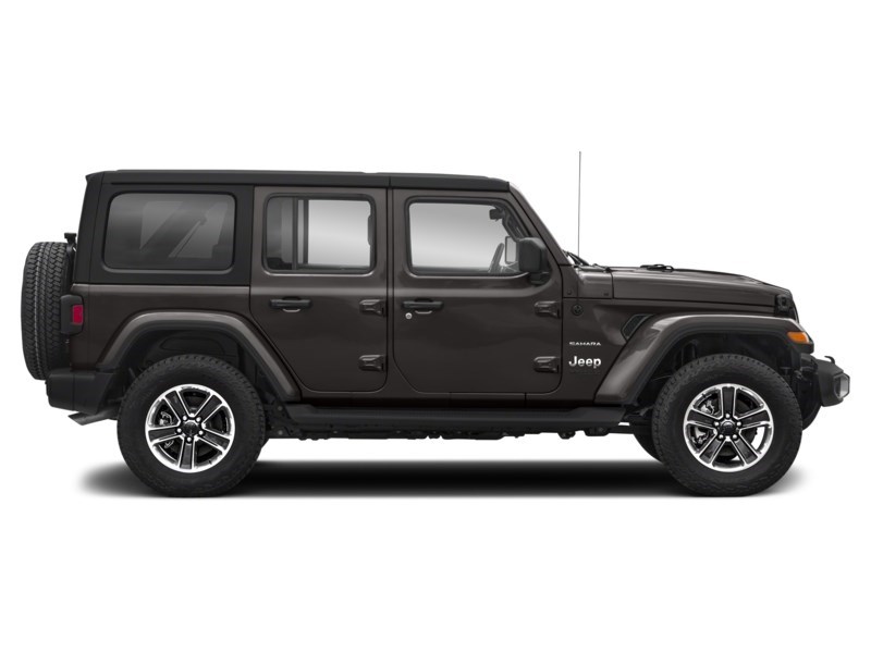 2021 Jeep Wrangler Unlimited Unlimited Sahara 4x4 Exterior Shot 10