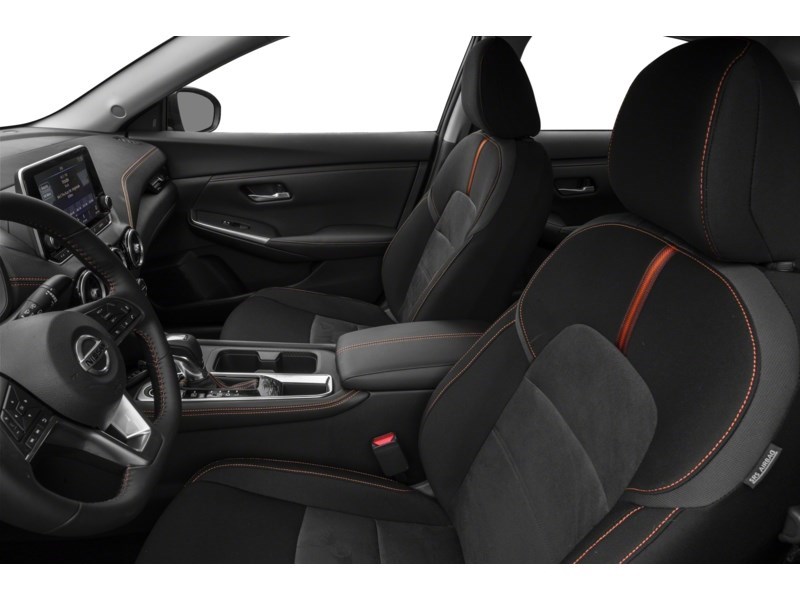 2022 Nissan Sentra SR Midnight Edition Interior Shot 4