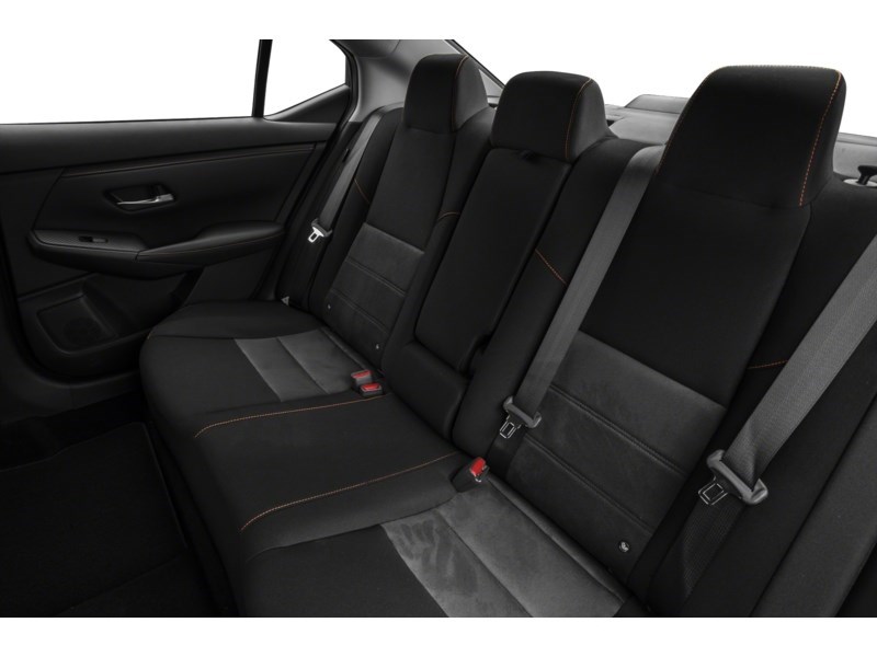 2022 Nissan Sentra SR Midnight Edition Interior Shot 5