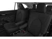 2022 Toyota Highlander XLE AWD Interior Shot 5