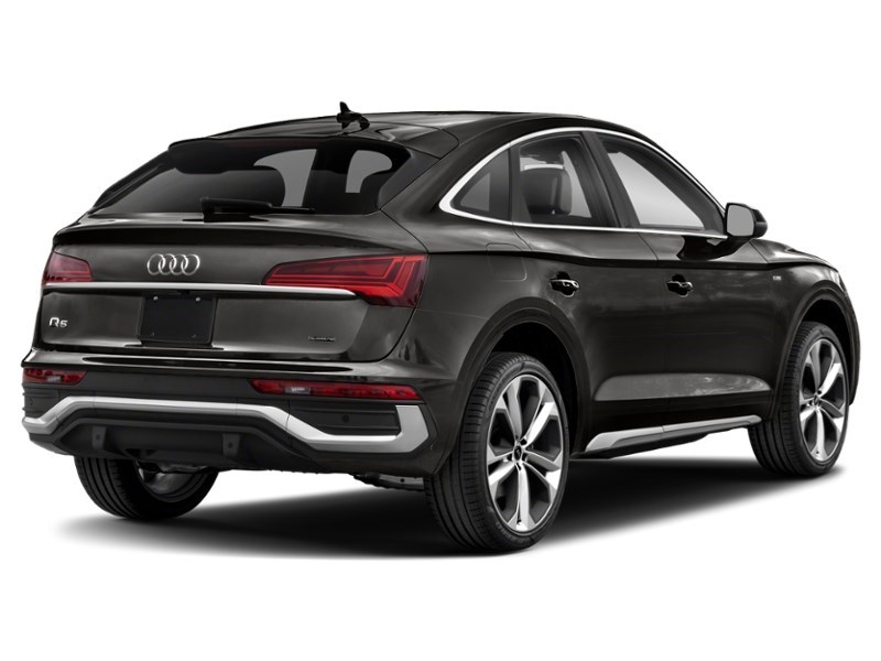 2022 Audi Q5 45 Technik Exterior Shot 2