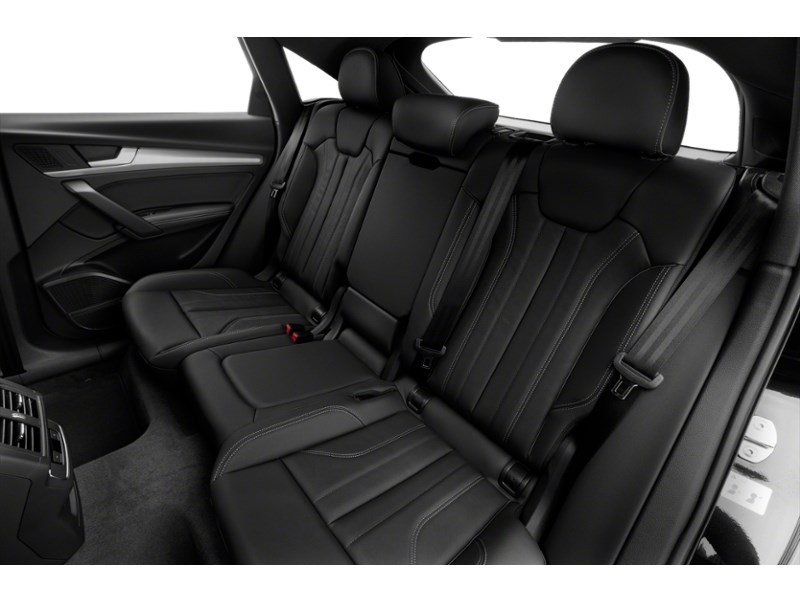 2022 Audi Q5 45 Technik Interior Shot 5