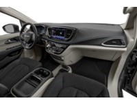 2022 Chrysler Pacifica Limited FWD Interior Shot 1
