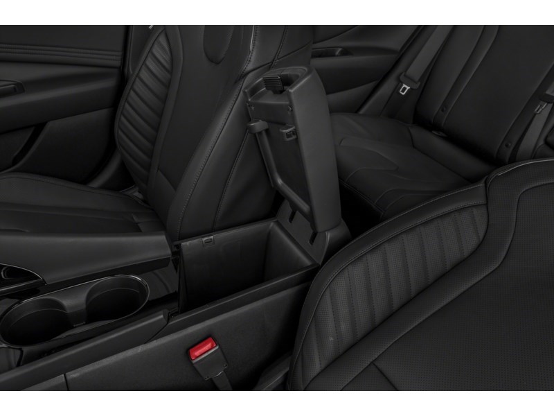 2023 Hyundai Elantra Luxury IVT Interior Shot 7