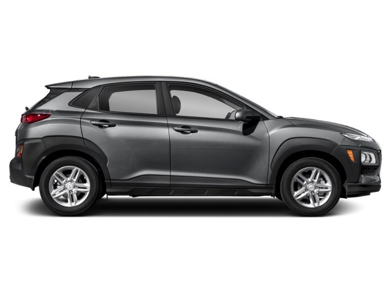 2021 Hyundai Kona 2.0L Essential FWD Exterior Shot 12