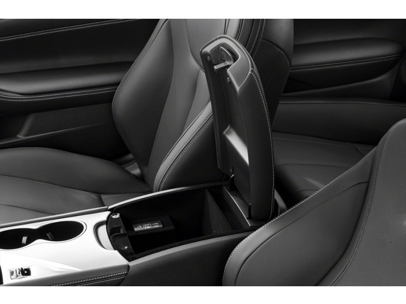 2022 INFINITI Q60 LUXE Interior Shot 7