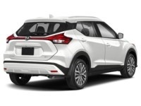 2021 Nissan Kicks SV FWD Exterior Shot 2