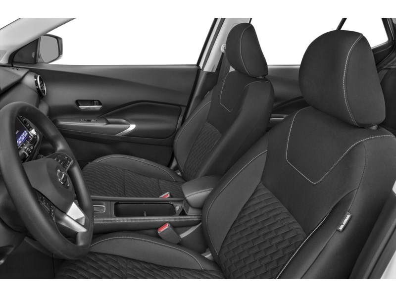 2021 Nissan Kicks SV FWD Interior Shot 4