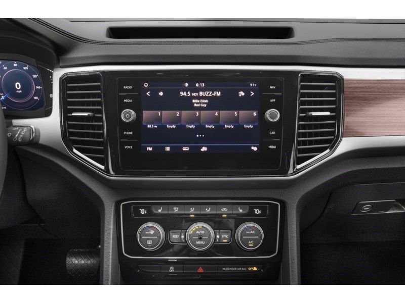 2021 Volkswagen Atlas Highline 3.6 FSI 4MOTION Interior Shot 2