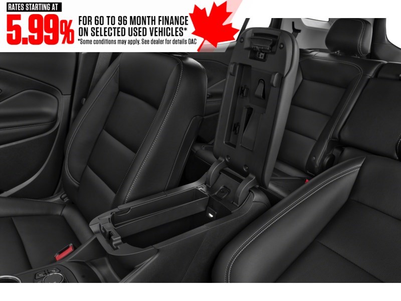 2022 GMC Terrain AWD 4dr SLE Interior Shot 7