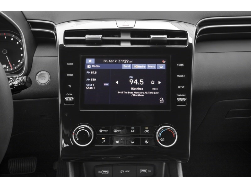 2022 Hyundai Tucson Preferred AWD Interior Shot 7