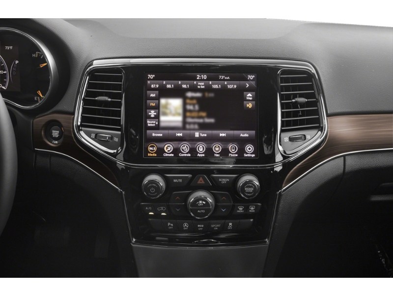 2022 Jeep Grand Cherokee WK Limited 4x4 Interior Shot 2