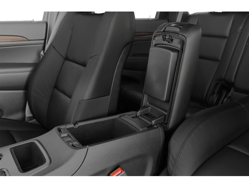 2022 Jeep Grand Cherokee WK Limited 4x4 Interior Shot 7