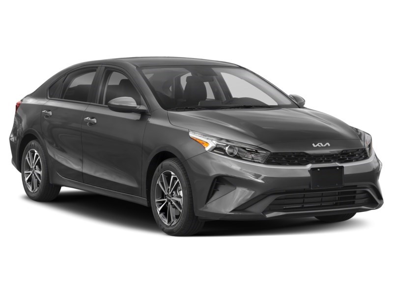 2023 Kia Forte LX IVT Exterior Shot 8