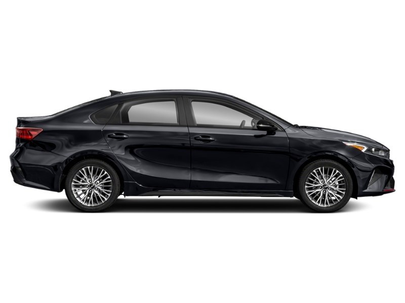 2022 Kia Forte EX IVT Exterior Shot 10