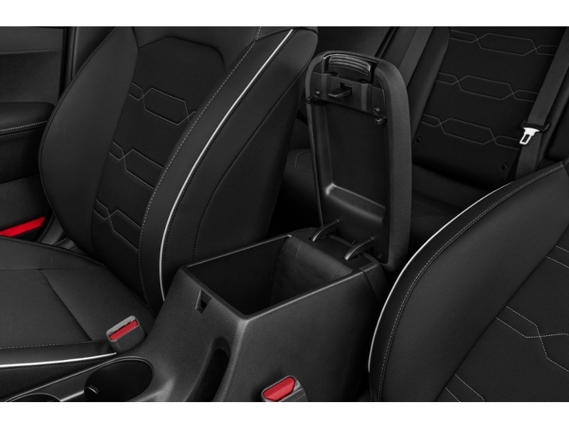 2022 Kia Forte EX IVT Interior Shot 7