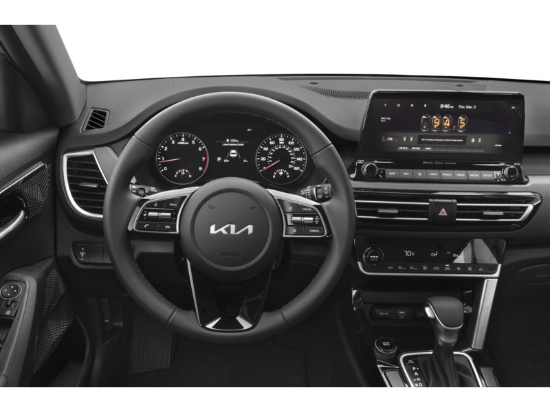 2023 Kia Seltos EX AWD Interior Shot 3