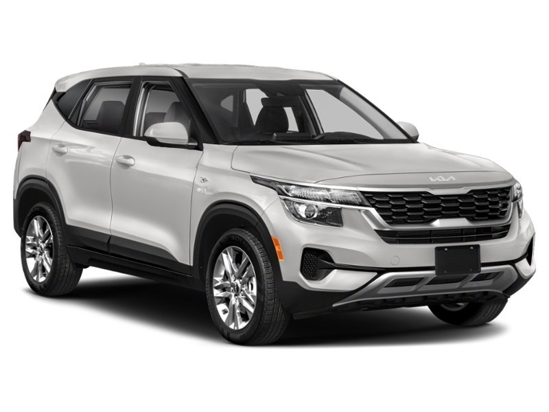 2023 Kia Seltos LX FWD Exterior Shot 8