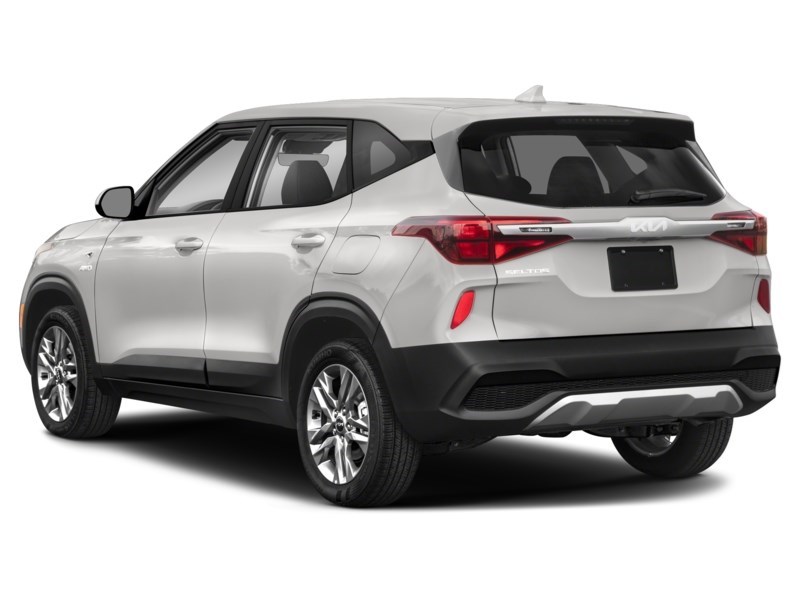 2022 Kia Seltos LX FWD Exterior Shot 9