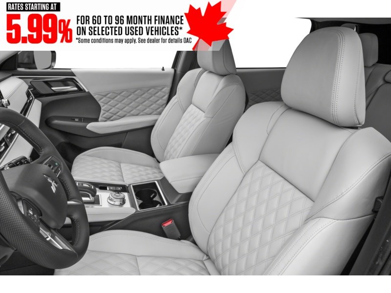 2023 Mitsubishi Outlander SEL S-AWC Interior Shot 4