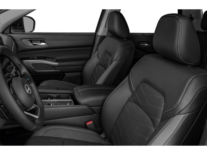 2023 Nissan Pathfinder Platinum 4WD Interior Shot 4