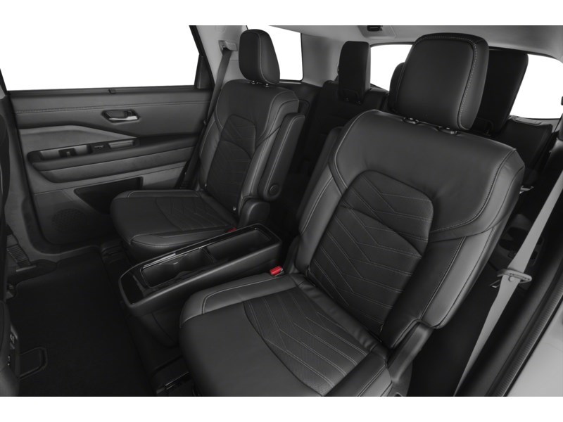 2023 Nissan Pathfinder Platinum 4WD Interior Shot 5