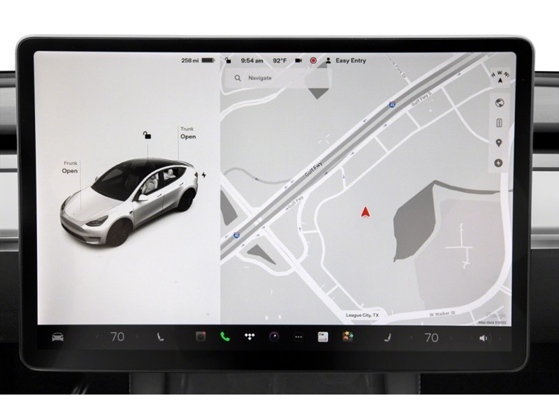 2020 Tesla Model Y Long Range AWD Interior Shot 8