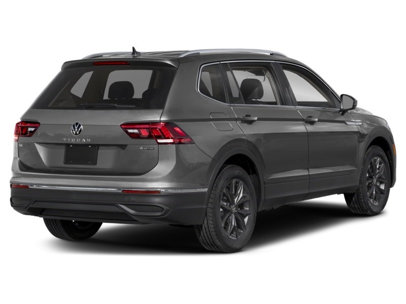 2022 Volkswagen Tiguan Comfortline 4MOTION Exterior Shot 2