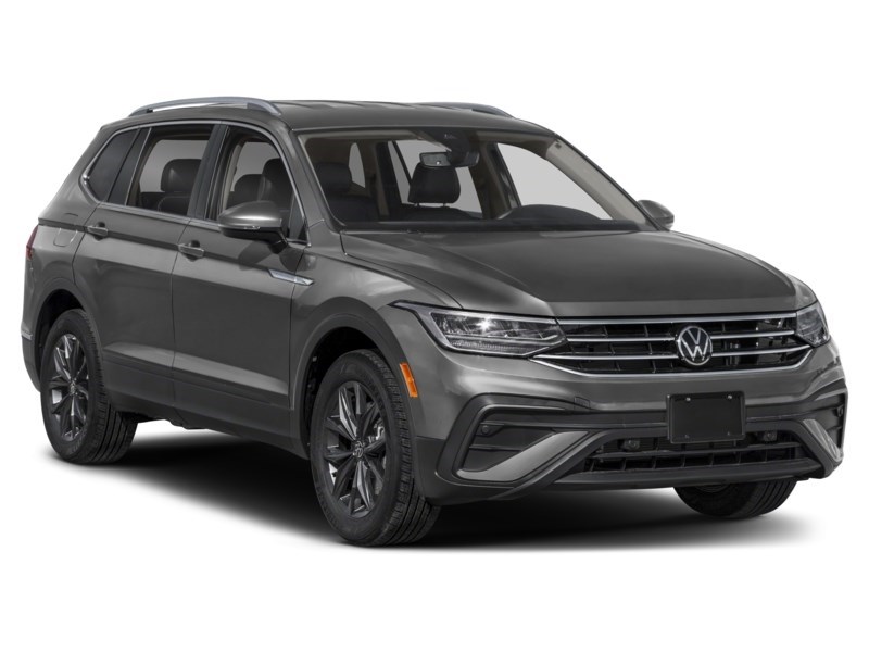 2022 Volkswagen Tiguan Comfortline 4MOTION Exterior Shot 8