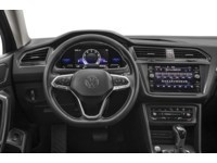 2022 Volkswagen Tiguan Comfortline 4MOTION Interior Shot 3