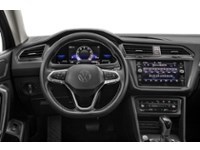 2024 Volkswagen Tiguan Comfortline 4MOTION Interior Shot 3