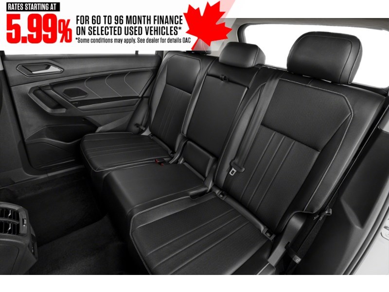 2024 Volkswagen Tiguan Comfortline 4MOTION Interior Shot 5