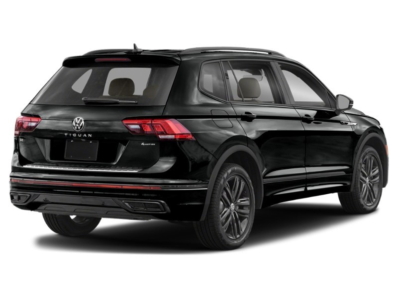 2023 Volkswagen Tiguan Comfortline R-Line Black Edition 4MOTION Exterior Shot 2