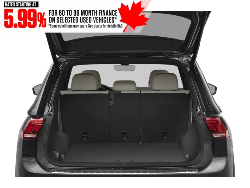 2022 Volkswagen Tiguan Comfortline R-Line Black Edition 4MOTION Exterior Shot 4