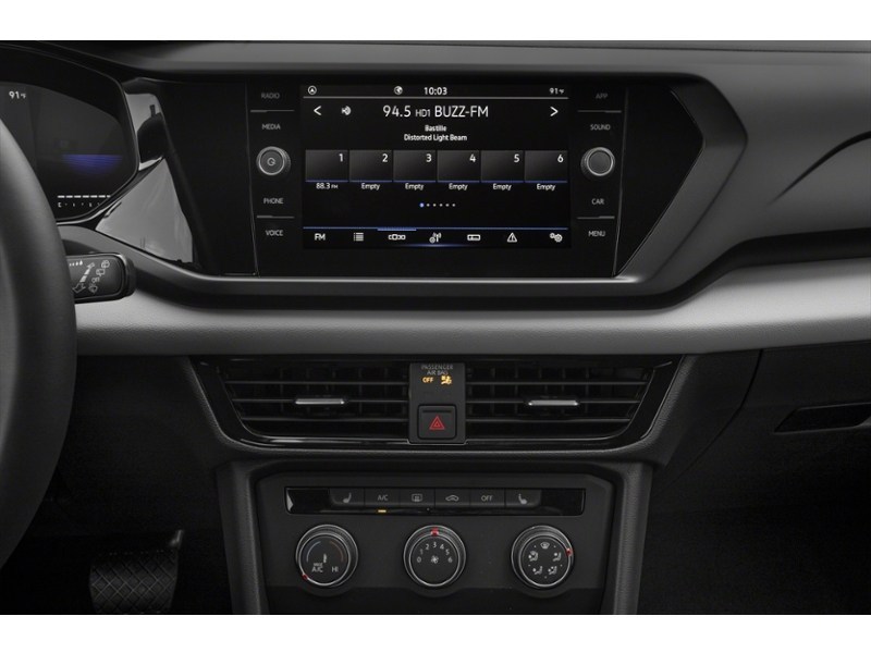 2023 Volkswagen Taos Comfortline 4MOTION *Ltd Avail* Interior Shot 2