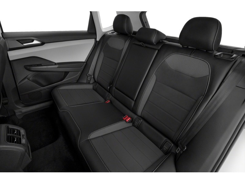 2023 Volkswagen Taos Comfortline 4MOTION *Ltd Avail* Interior Shot 5