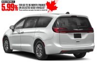 2023 Chrysler Pacifica Touring L AWD Exterior Shot 9