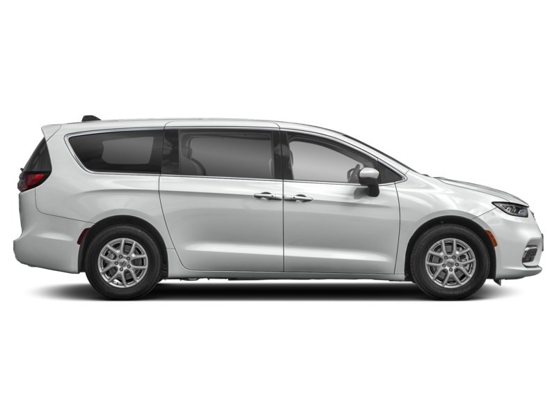 2024 Chrysler Pacifica Touring-L FWD Exterior Shot 10